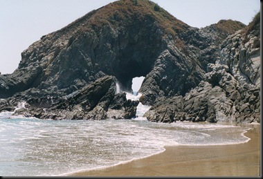 Zipolite - naturlig tunnel