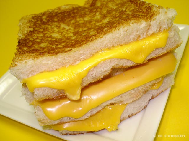 grilled cheese sandwich