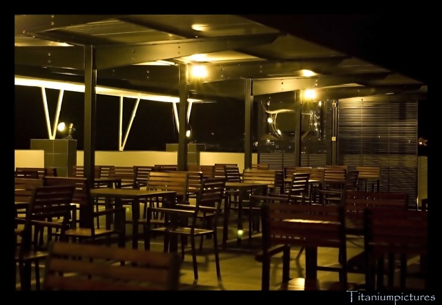 [Flemington Skybar 01_filtered[3].jpg]