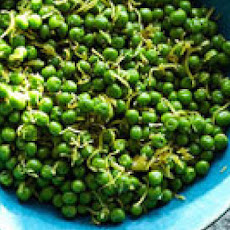 Stir-Fried Peas with Coconut