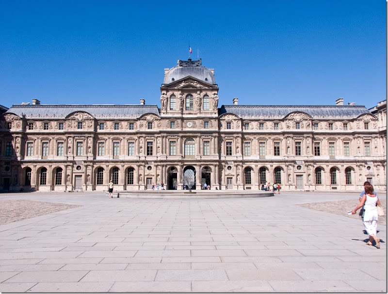 Louvre_Pavillon_Horloge