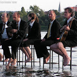 Lucien Deprijck, Lothar Tolksdorf, Nadja Schlüter, Norman Liebold und Bernd Vollbach (von links). Rheinlese 2008. Photo: Katharina Theine.