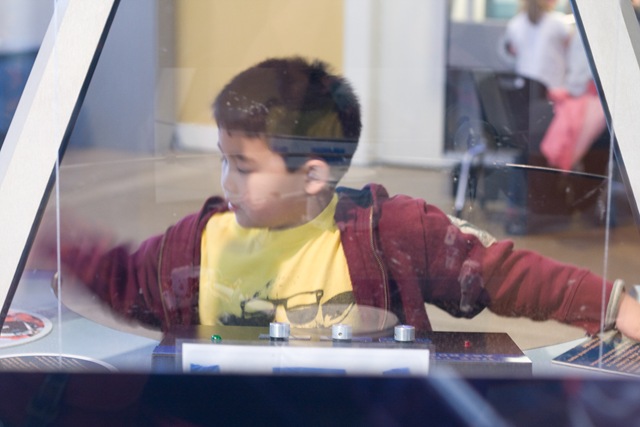 [20100815DiscoveryMuseum (26 of 112)[2].jpg]