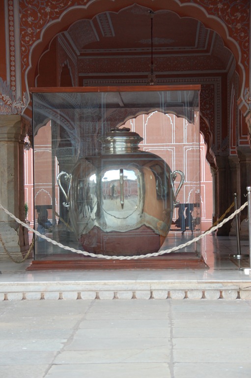 [India 2010 -  Jaipur - Palacio del Maharaja  , 15 de septiembre   37[3].jpg]