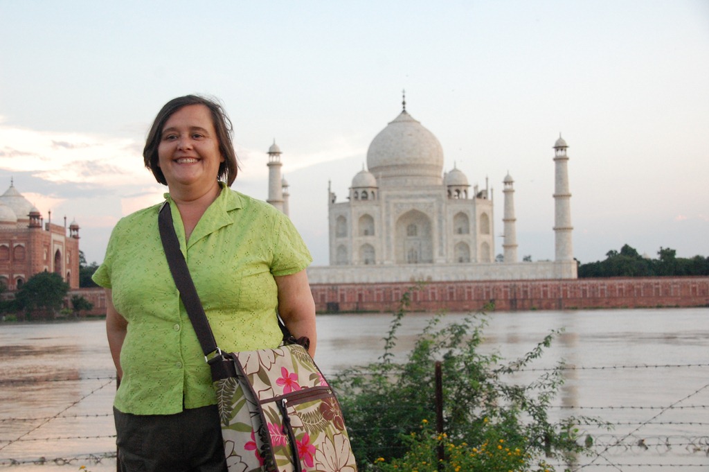 [India 2010 - Agra , Taj Mahal , desde el rio , 17 de septiembre   21[3].jpg]