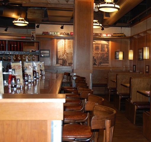 [Bagger Dave's bar[3].jpg]