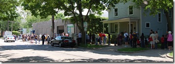 Lining up on Madison St.