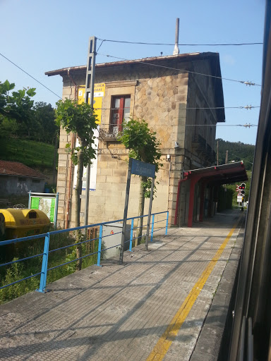 Estación De Tren Zugastieta