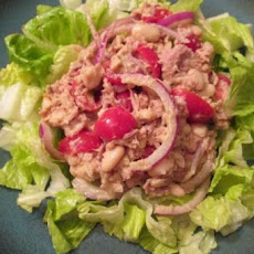 Tuna and White Bean Salad With Dijon Dressing