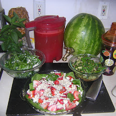Spinach Salad With Feta Cheese and Strawberry Dressing