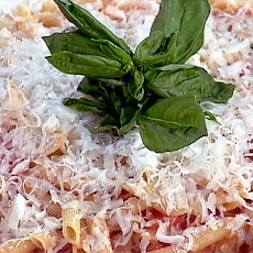 Pasta with Pepper Vodka Sauce