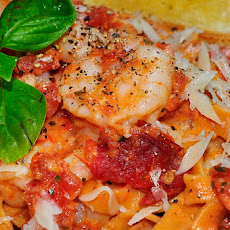 Gazpacho-Style Shrimp and Fettuccine