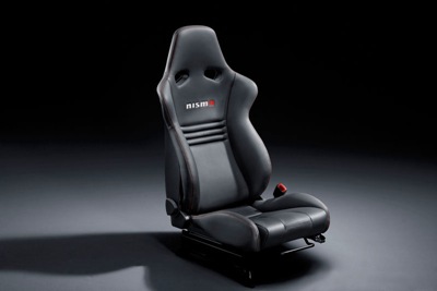 Nismo_R35_Recaroseat