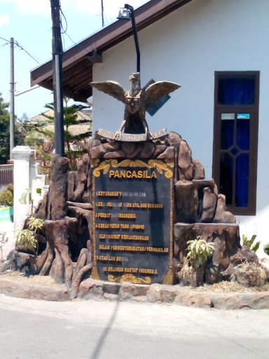 Monumen Pancasila Emas