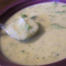 Cheesy Broccoli Potato Soup