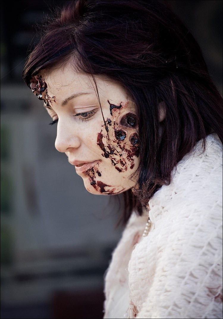 [toronto_zombie-walk_03[5].jpg]