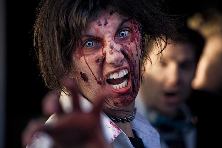 [toronto_zombie-walk_05[5].jpg]