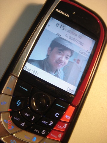 [Nokia 7610 002[2].jpg]
