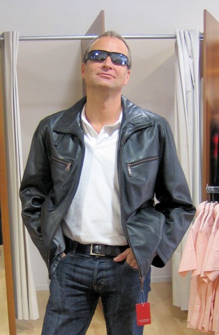 [leather jacket[6].jpg]