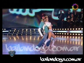 Sofia Samolo bailando hip hop