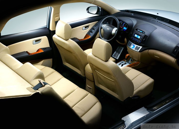 [auto-diary.ru_Hyundai_Elantra_7.jpg]