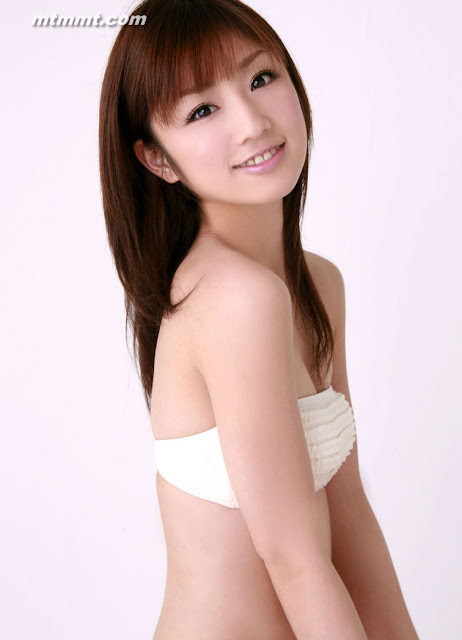yuko ogura model cantik foto telanjang, mahasiswi nakal bugil