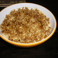 Hummus With Pine Nuts Turkish-Style