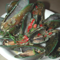 Steamed Mussels With Chilli and Coriander
