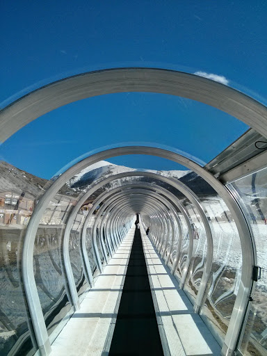 Astro-Ski-Tube
