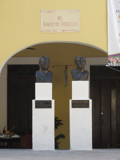 Bustos a Armando Manzanero y Ricardo López Méndez