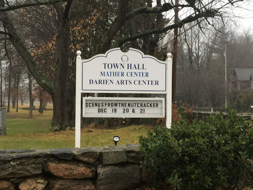 Town Hall And Arts Center 