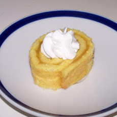 Swiss Roll With Lemon - Curd Filling