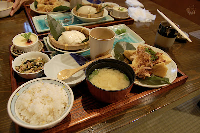 大塚豆腐の台所