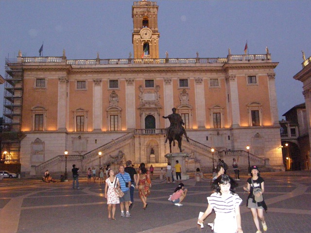 [P71901424.jpg]