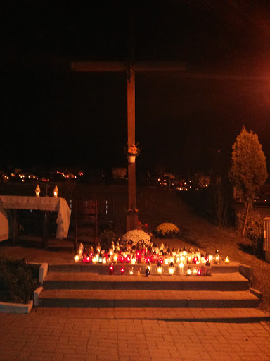 Krzyż Na Cmentarzu W Głuszycy 
