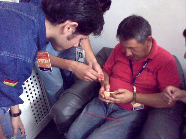 [viernes de talentos 4[4].jpg]