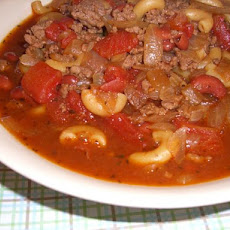 Hamburger, Bean, and Macaroni Soup