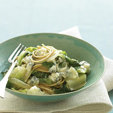 Whole-Wheat Spaghetti with Gorgonzola and Escarole