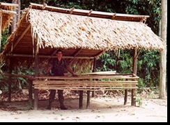 image004