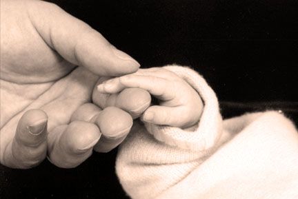 Baby_Hand in Hand