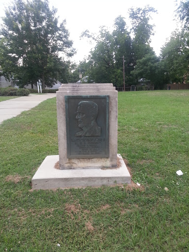 Dr. W. D. Jennings Memorial