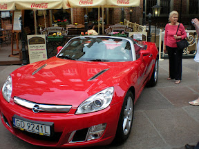 Babcia likes this red “beast” from Opel. She wants it!