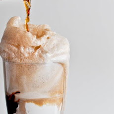 Root Beer Float Cupcakes