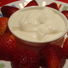 Creamy Amaretto Dip