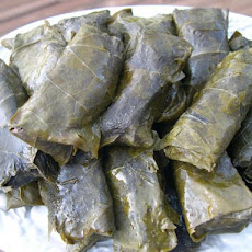 Elaine's Dolmathes (Stuffed Grape Leaves)