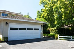 [garage-300x200[2].jpg]