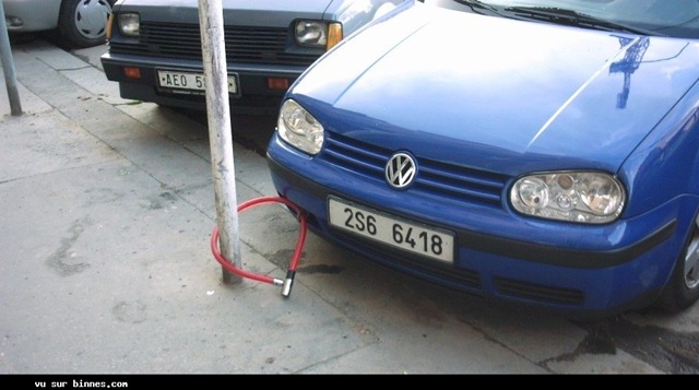 [Auto amarrado[2].jpg]