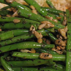 Green Beans with Sunflower Seeds