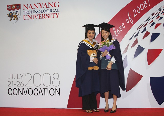 [Pei Wen's Convocation_65_denise[6].jpg]