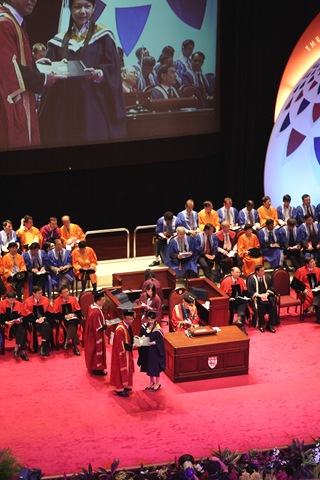 [Pei Wen's Convocation_01[3].jpg]